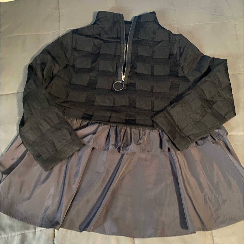IC Collection: 3/4 Sleeve Ruffle Half Zip Jacket
